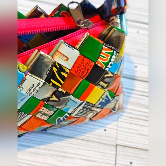 Candy Wrapper Purse - Picture 9 of 11